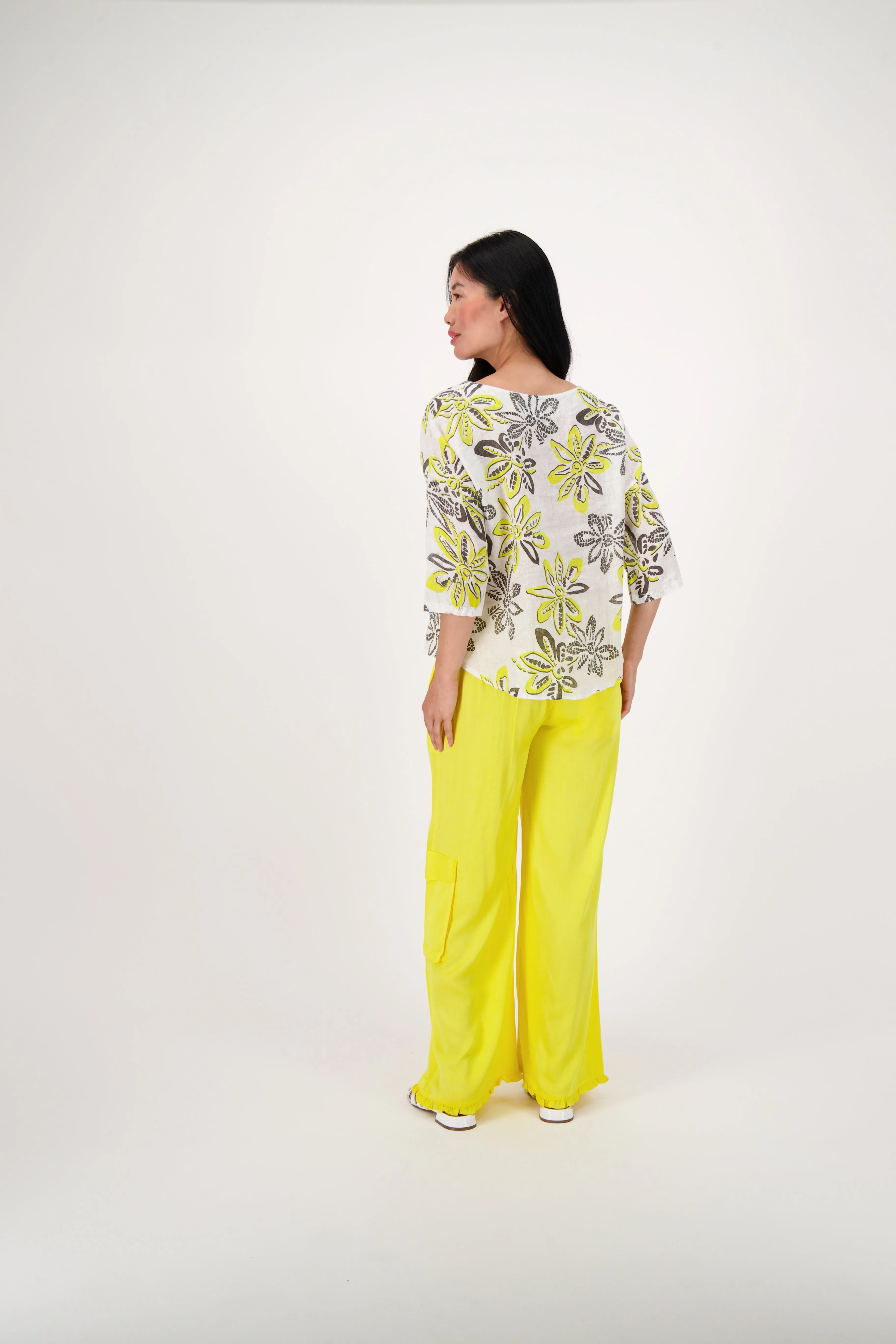 Relaxed Fit Floral Linen Top